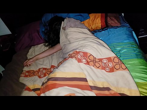 ❤️ Figliastro che rimprovera la sua giovane matrigna mentre lei dorme ️❌ Porno vk al it.friendmap.top ❌️