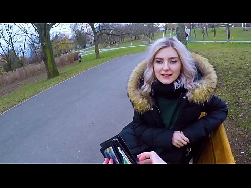 ❤️ Ingoia la sborra calda di uno sconosciuto per soldi - pompino nel parco di Eva Elfie ️❌ Porno vk al it.friendmap.top ❌️